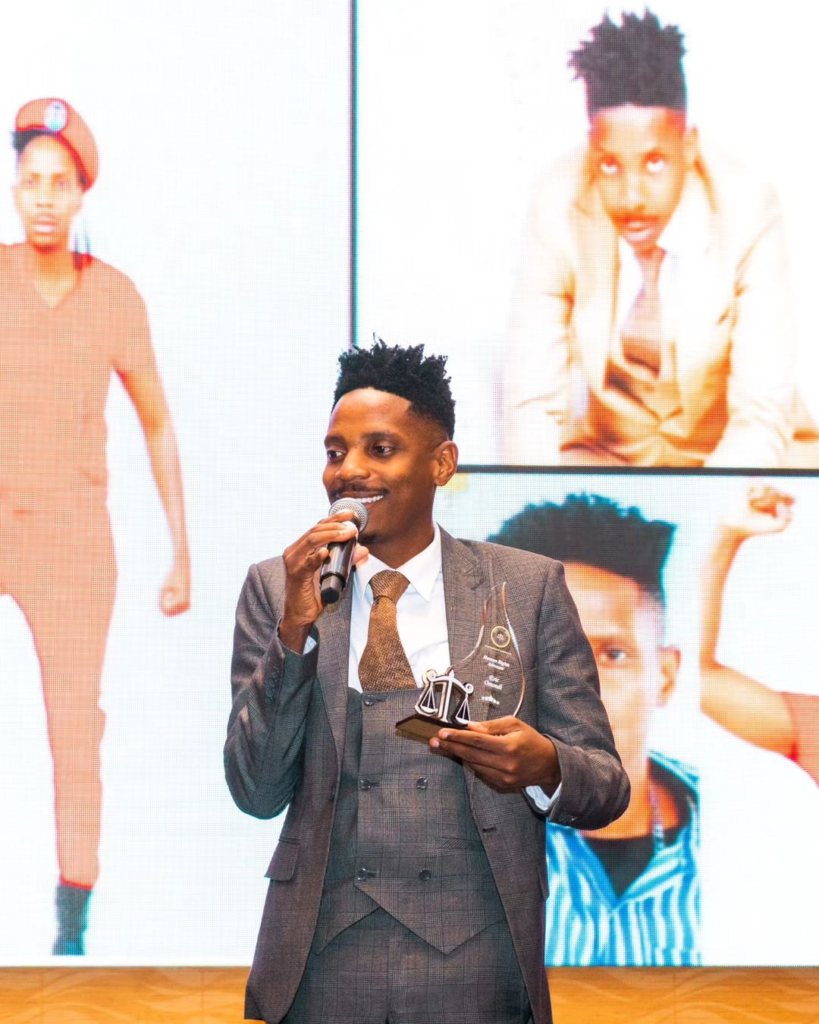 Eric Omondi gives his acceptance speech after winning the Humanitarian of the Year Award. Photo: Eric Omondi/Instagram 