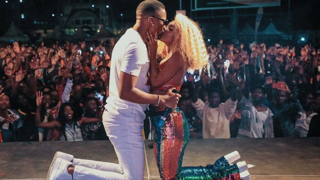 Juma Jux and Vanessa Mdee kiss in front of fans after a past live event. Photo: Instagram