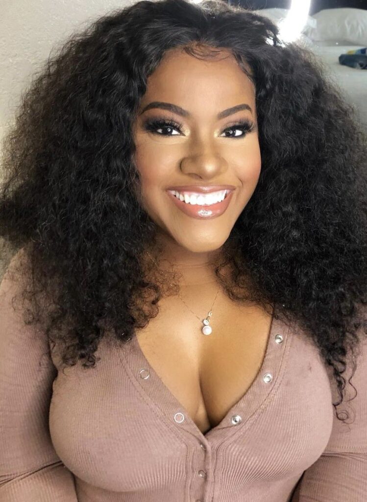 Reggae Queen Etana all smiles and bright. Photo: Etana/ X