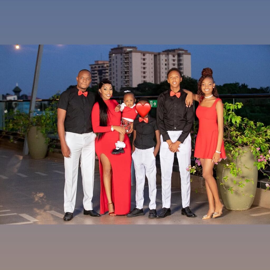 Kennedy Rapudo with his blended family. Photo: Instagram