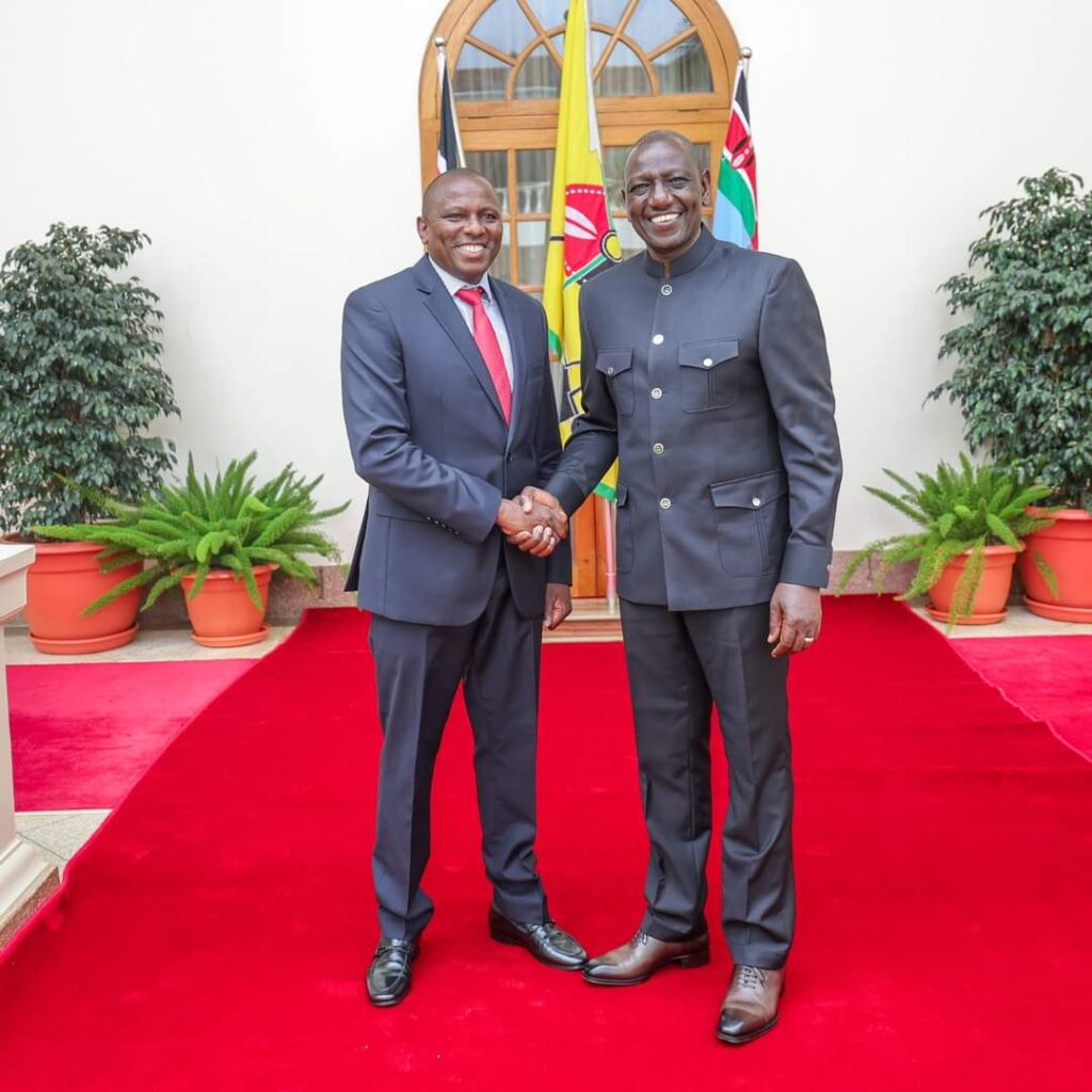 Majority Leader of national Assembly Kimani Ichung’wah poses for a pic with President William Ruto. Photo: X